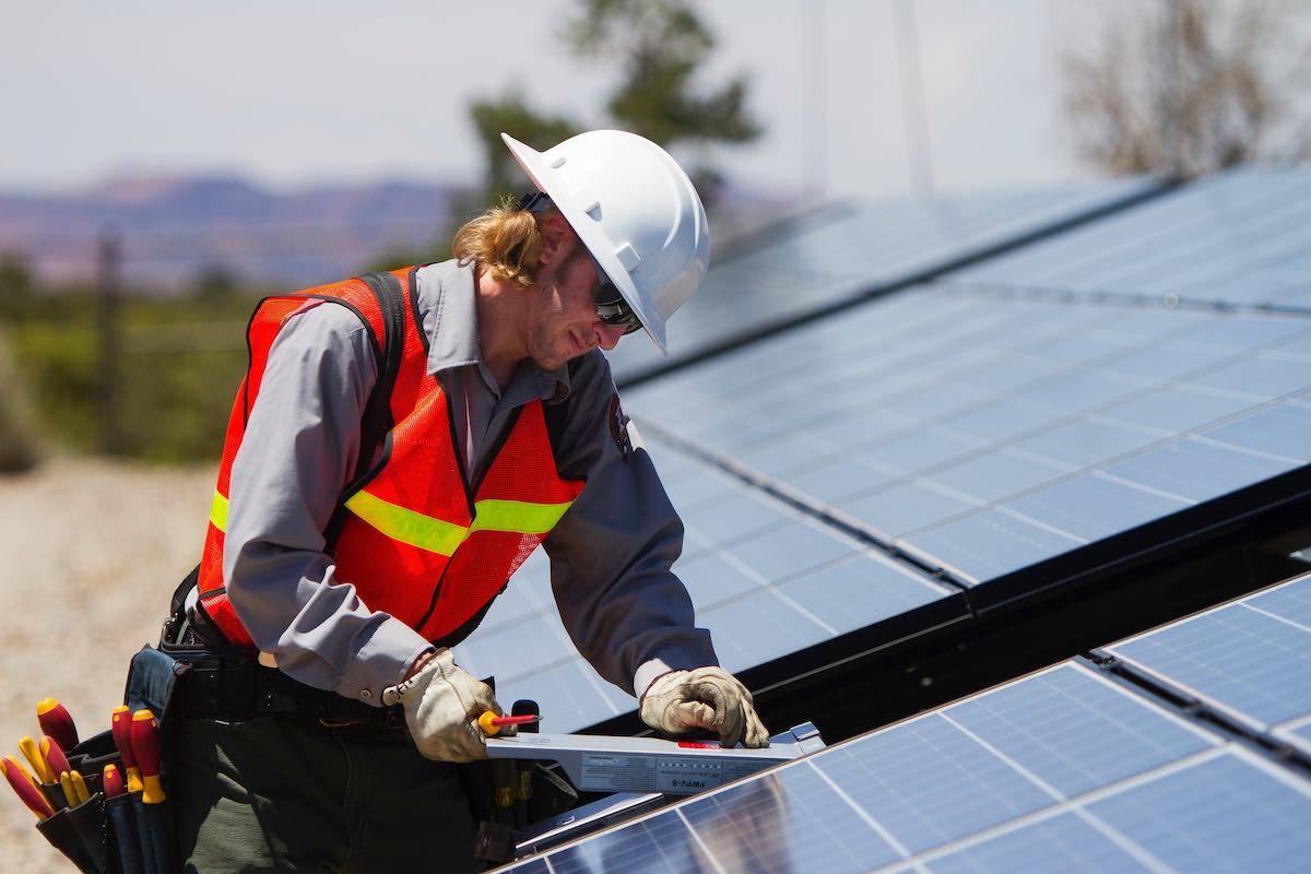 mantenimiento de las placas solares